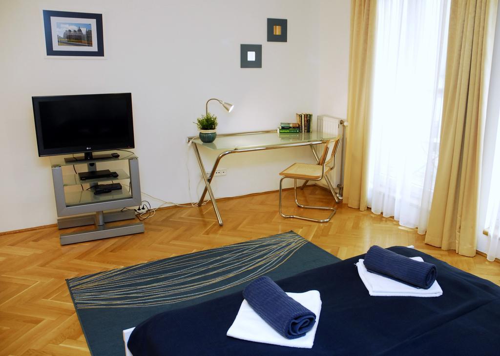 Bphome Apartments بودابست الغرفة الصورة