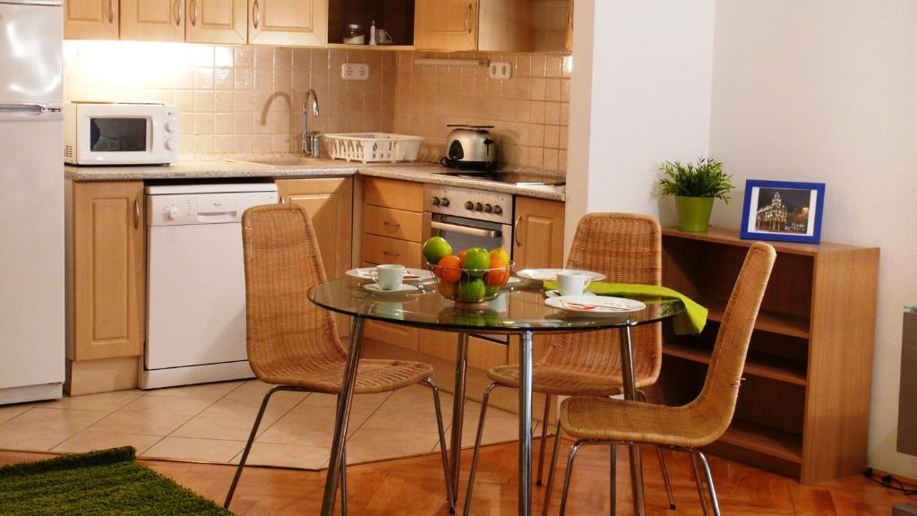 Bphome Apartments بودابست الغرفة الصورة